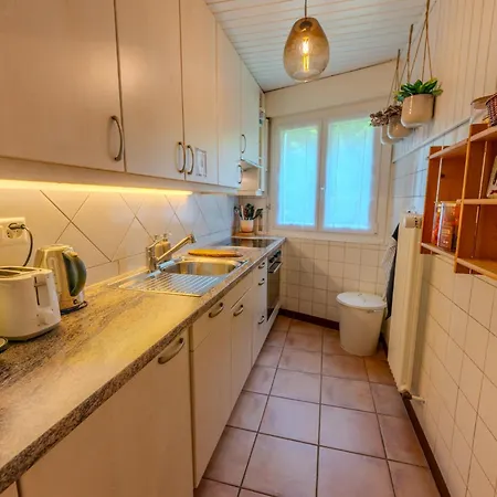 Spacieux, Face Aux Telecabines Apartman